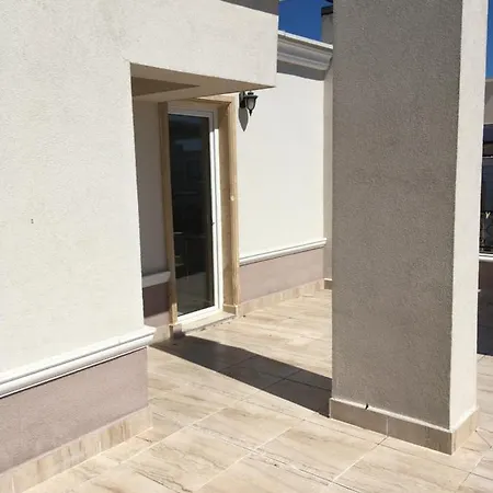 Vase Aparthotel *
