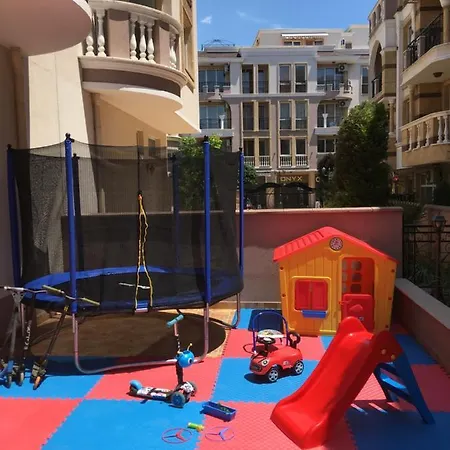 Hotel apartamentowy Vase Rawda