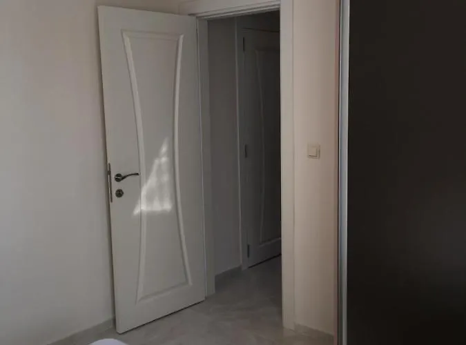 Hotel apartamentowy Vase Rawda