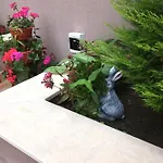 מלון דירות Vase 3*