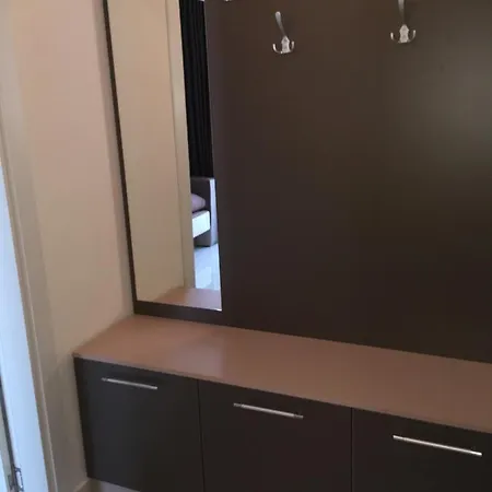 Vase ラヴダ