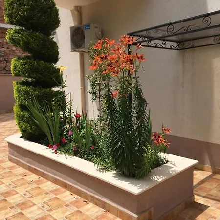 Vase Apartmanhotel Ravda